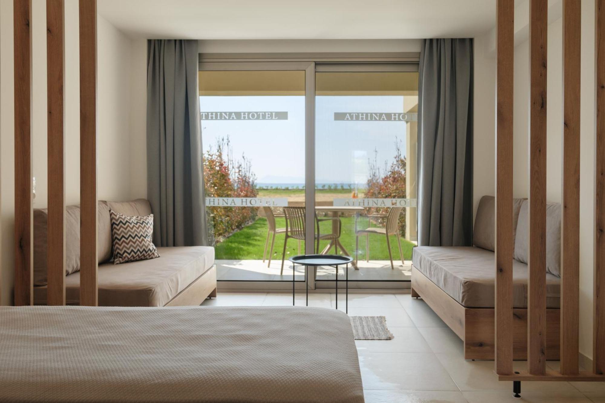Hotel Athina Άγιος Στέφανος Εξωτερικό φωτογραφία