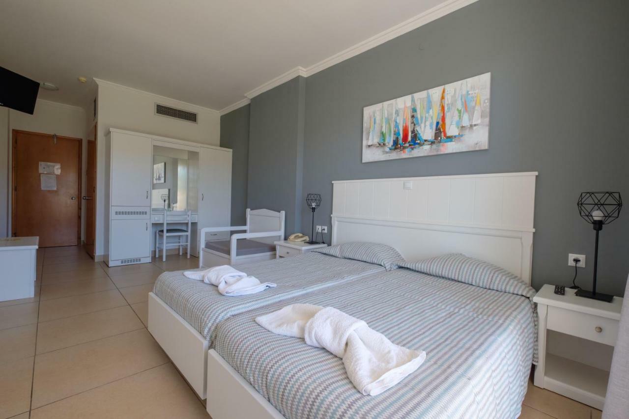Hotel Athina Άγιος Στέφανος Εξωτερικό φωτογραφία
